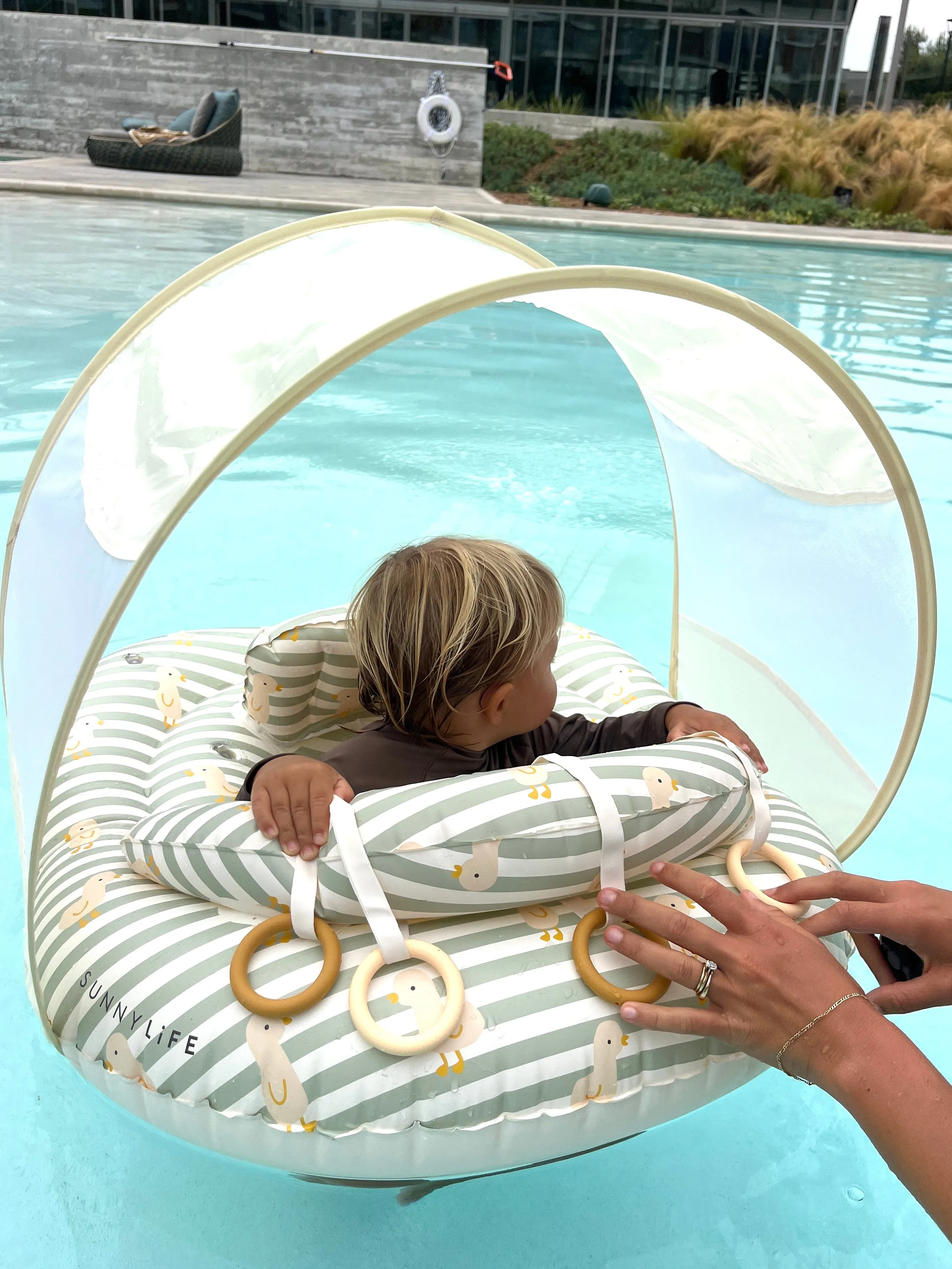 SUNNYLiFE Interactive Baby Float Duck Sage Stripe